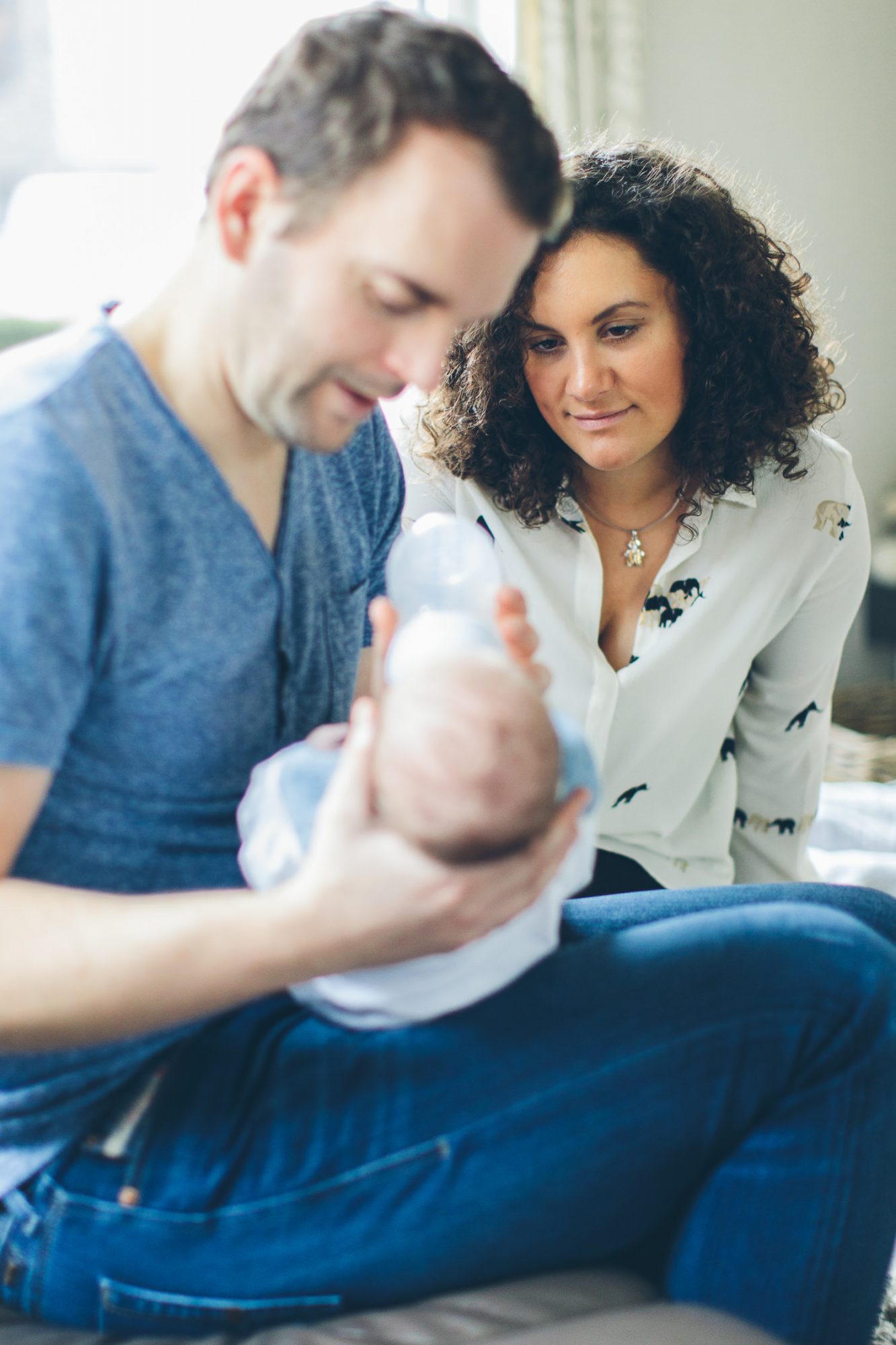 baby flesje geven