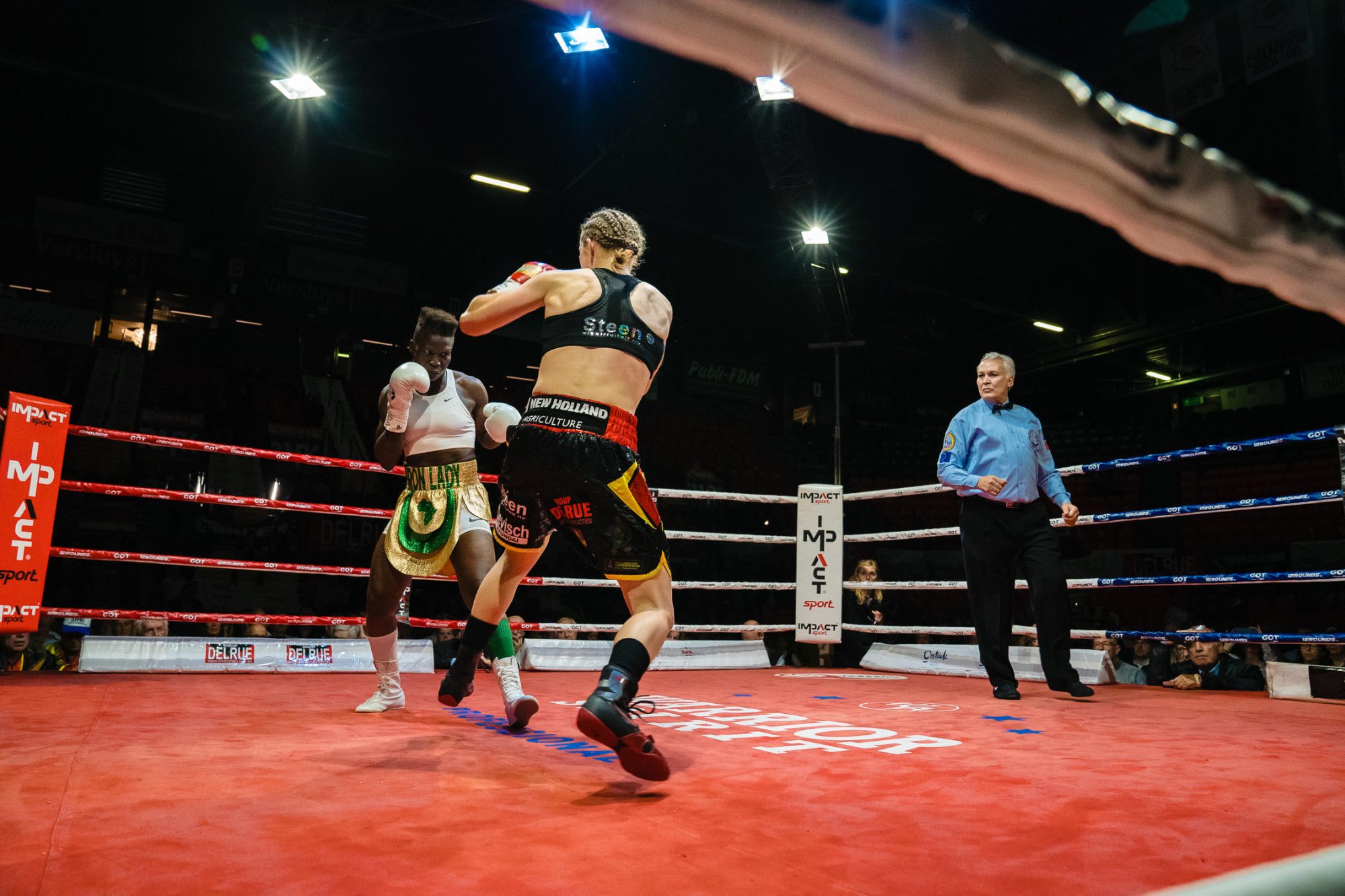 delfien persoon oostende worldtitle super featherweights bedrijfsfotografie sport bokesen 12