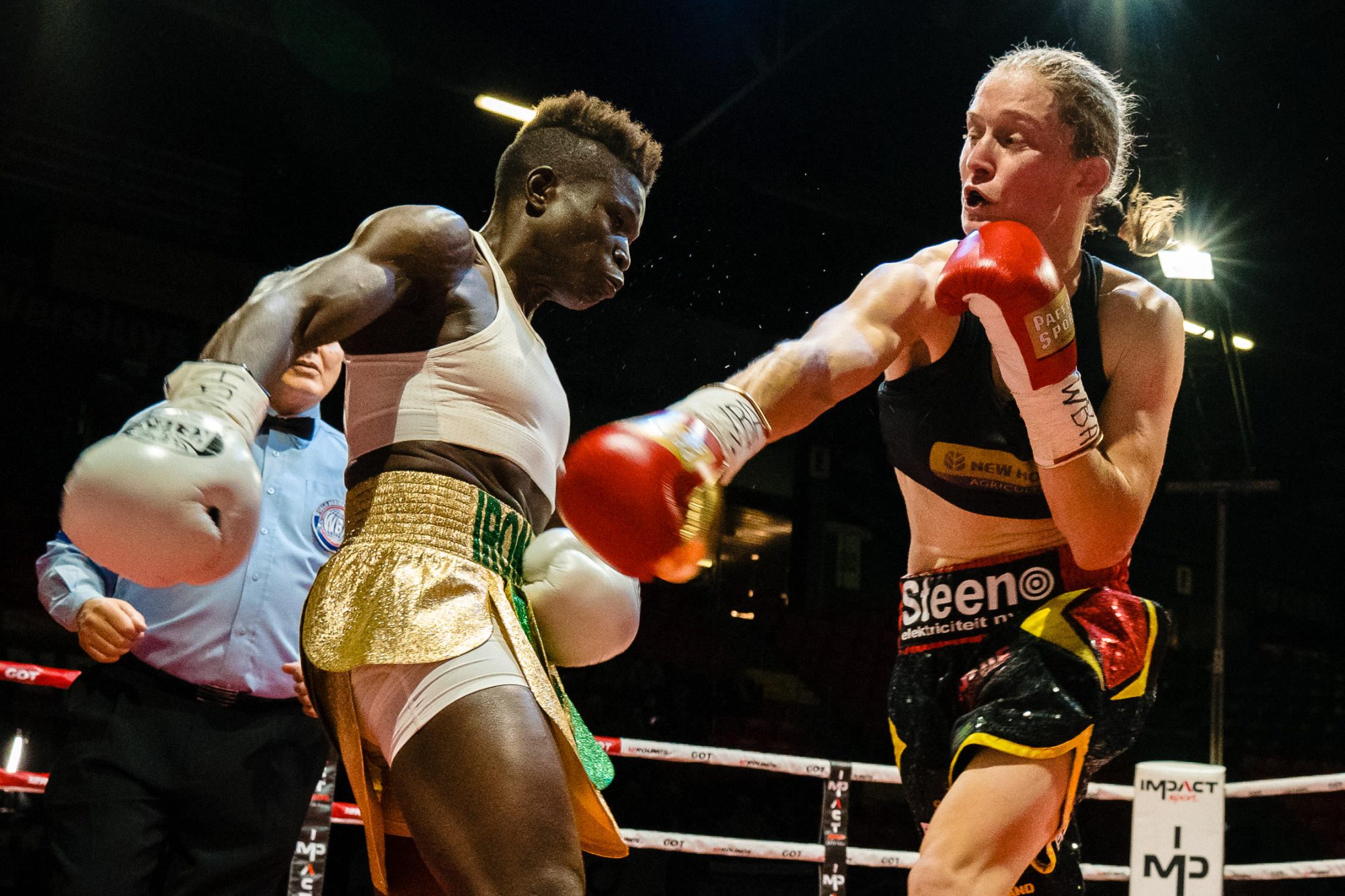 delfien persoon oostende worldtitle super featherweights bedrijfsfotografie sport bokesen 13