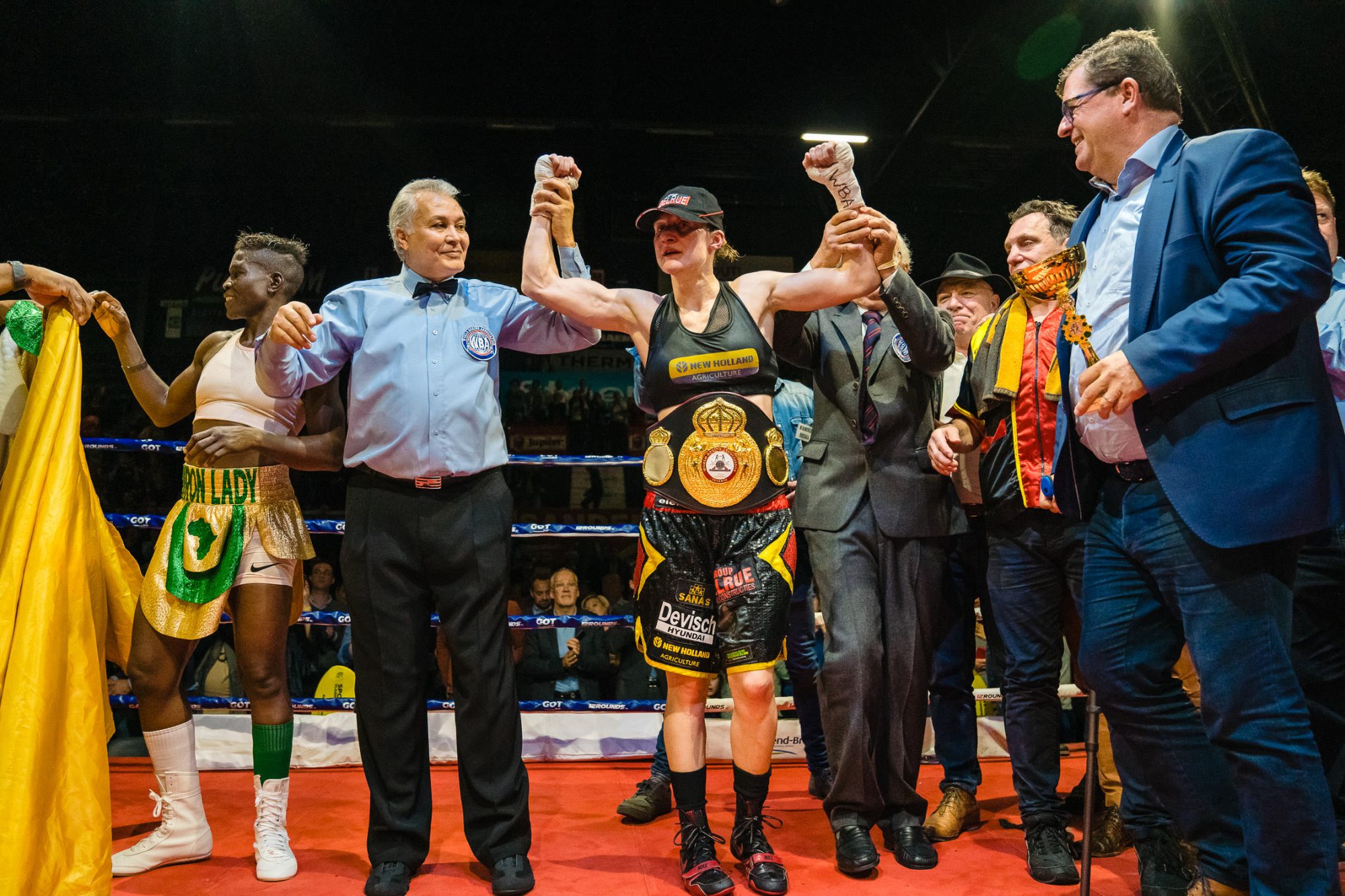 delfien persoon oostende worldtitle super featherweights bedrijfsfotografie sport bokesen 20