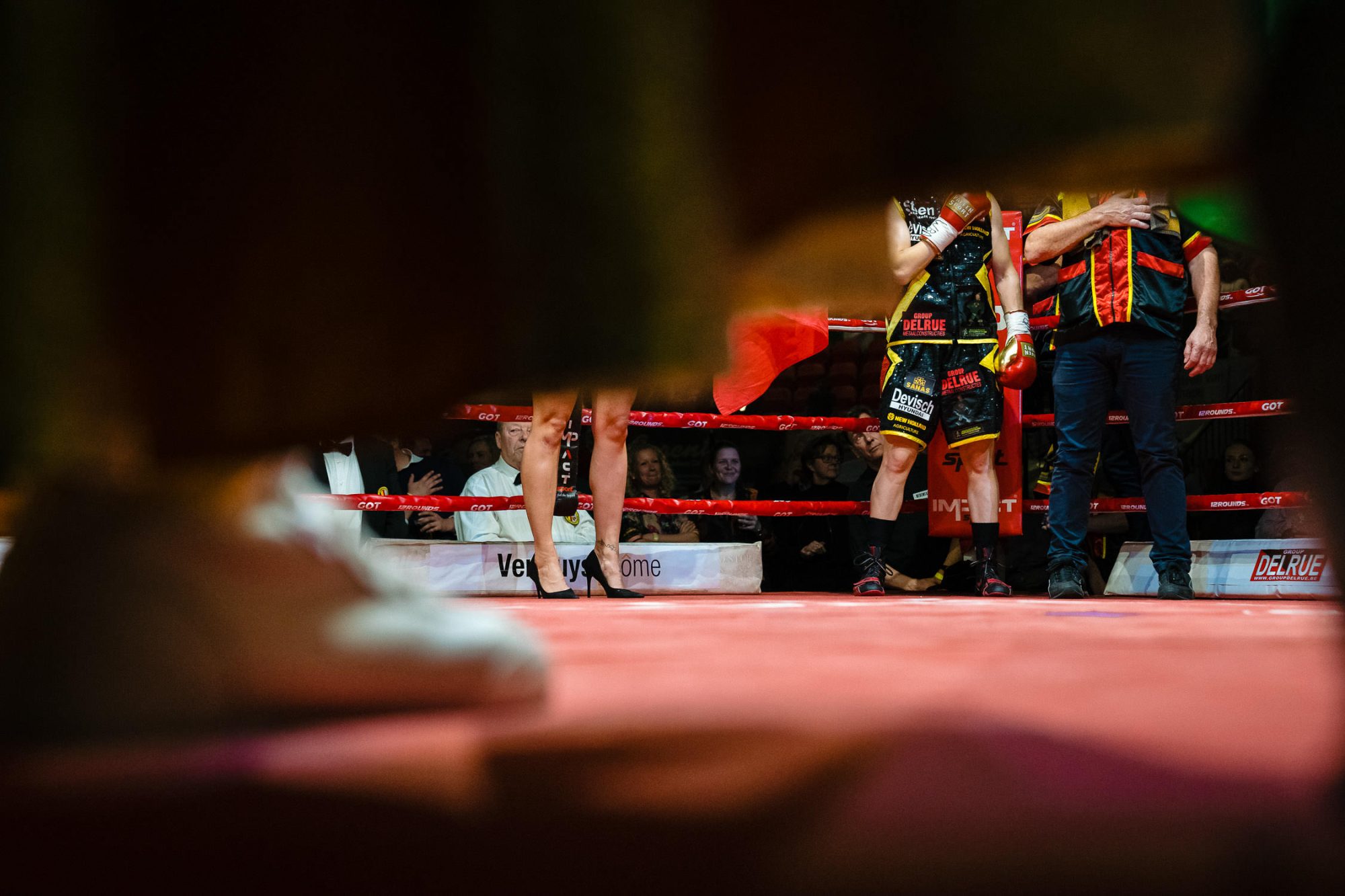 delfien persoon oostende worldtitle super featherweights bedrijfsfotografie sport bokesen 8